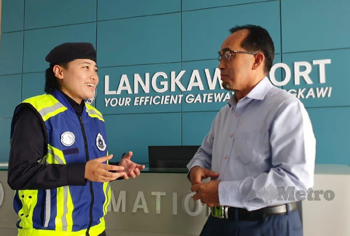 Polis bantuan pulangkan dompet berisi RM5,000